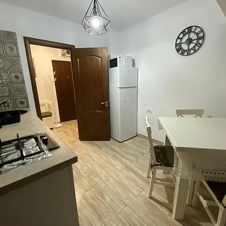 Dream Faleza-plaja Reyna Apartament Constanţa